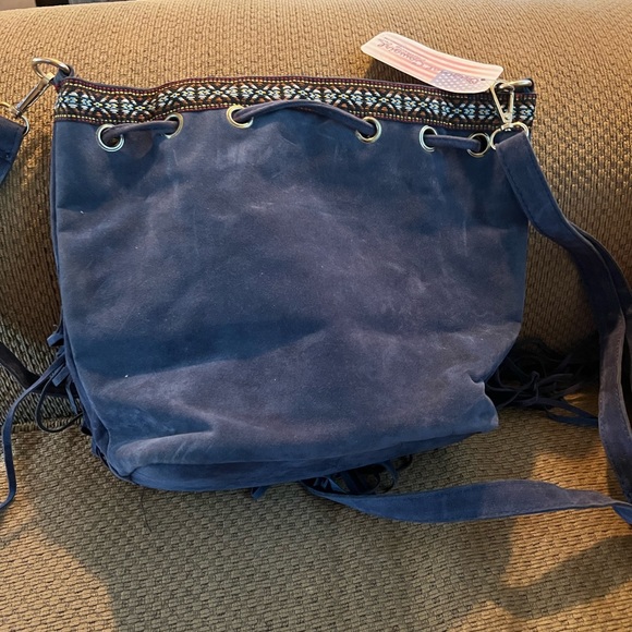 Western fringe drawstring bucket bag free gift with purchase! - Picture 3 of 4